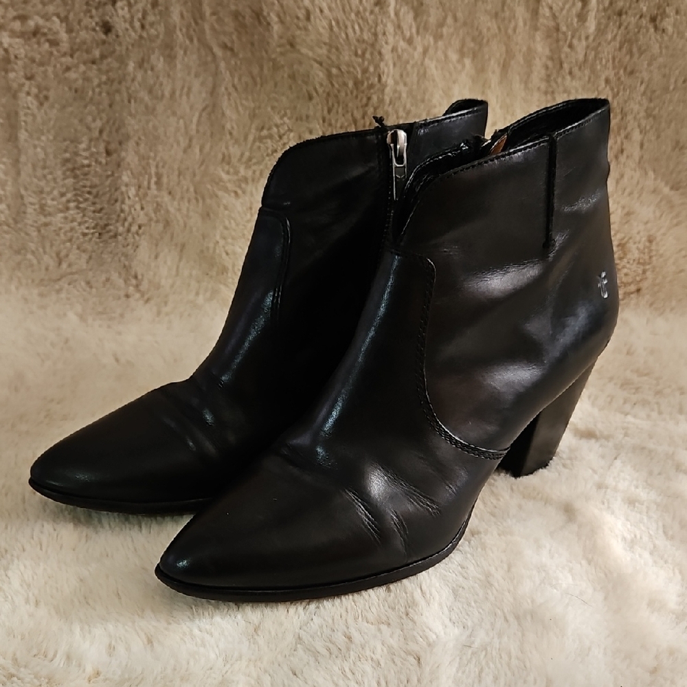Frye Jennifer Black Leather Ankle Boots